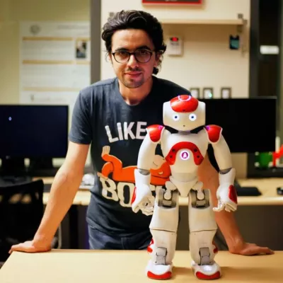 Hooman Hedayati with his project robot.