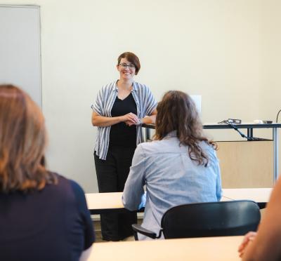 Glencora Borradaile teaching a classroom