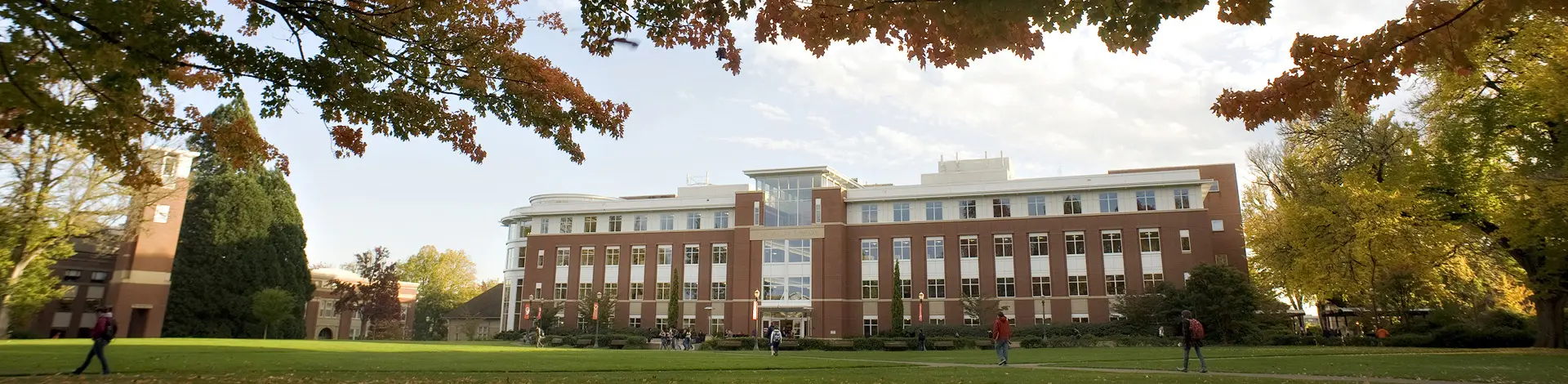 Courtyard and outside of Valley Library.