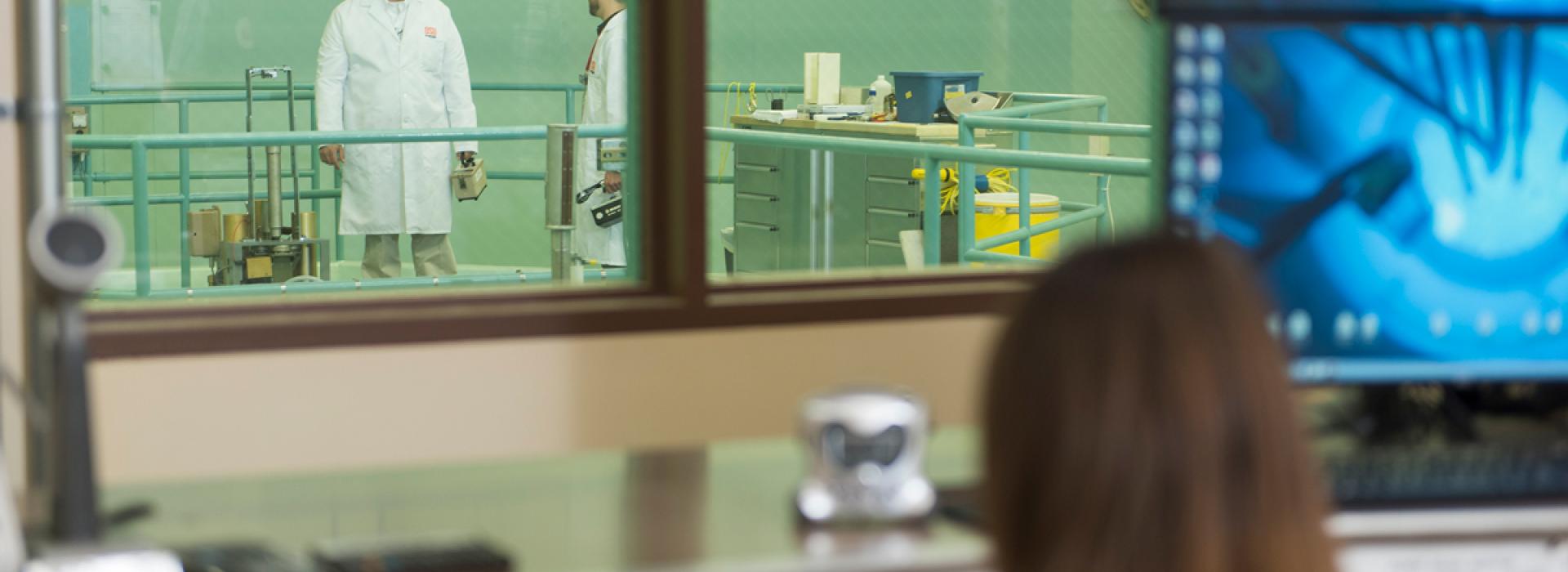 Steven Reese in the Oregon State Radiation Center.