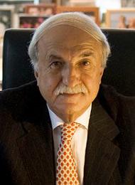 Hüsnü Özyegin : Engineering Hall of Fame - 2010 | College of