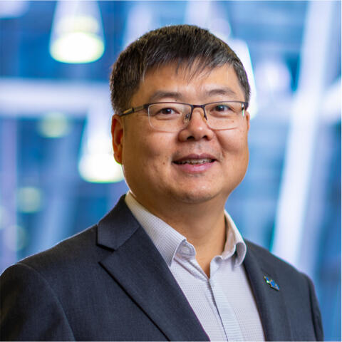 Jinjun Xiong