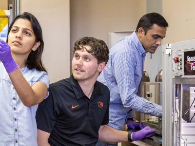 People working in Harish Subbaraman's lab