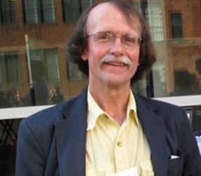 Portrait of Tim Kelley.